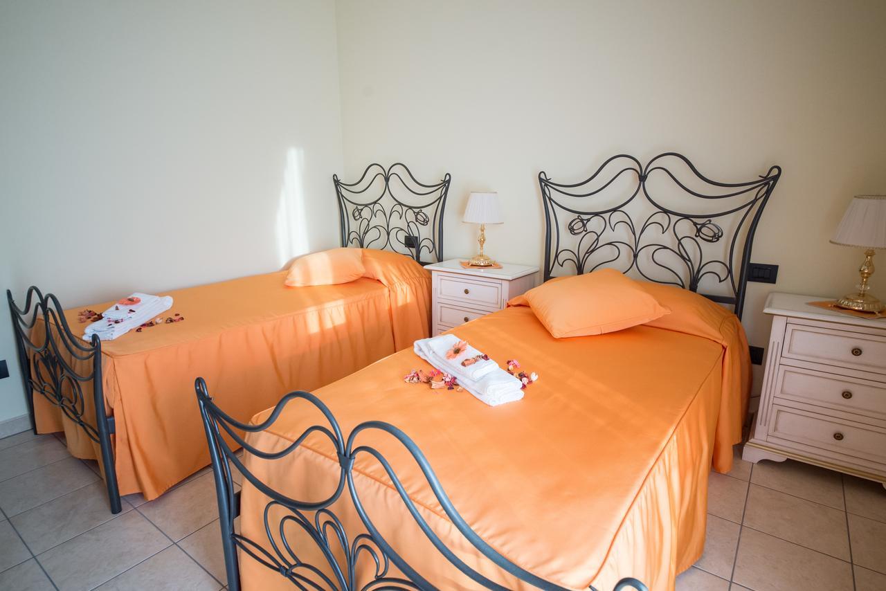 Villa Marchesa Castelnuovo Cilento Buitenkant foto
