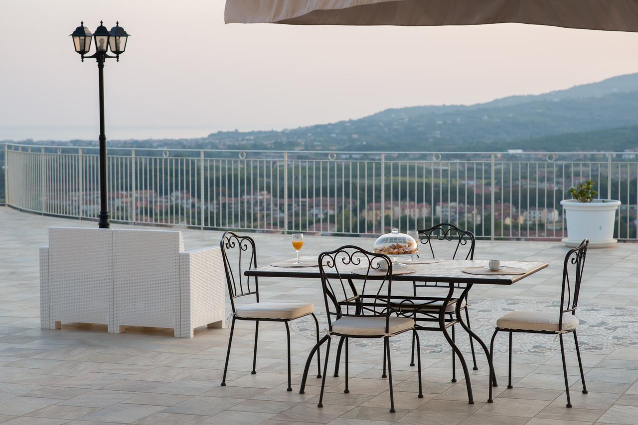 Villa Marchesa Castelnuovo Cilento Buitenkant foto